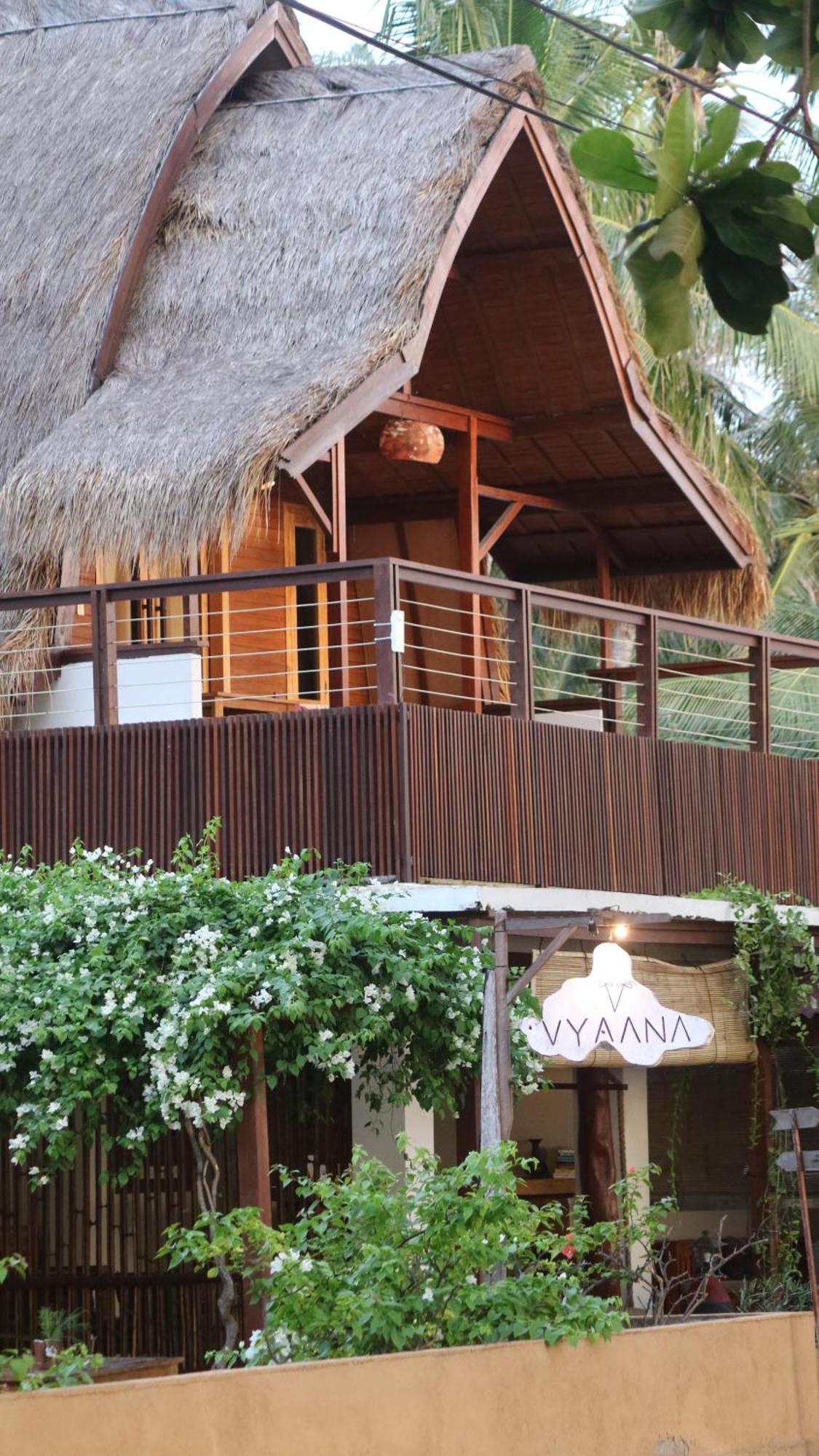 Vyaana Resort Gili Air Exterior photo
