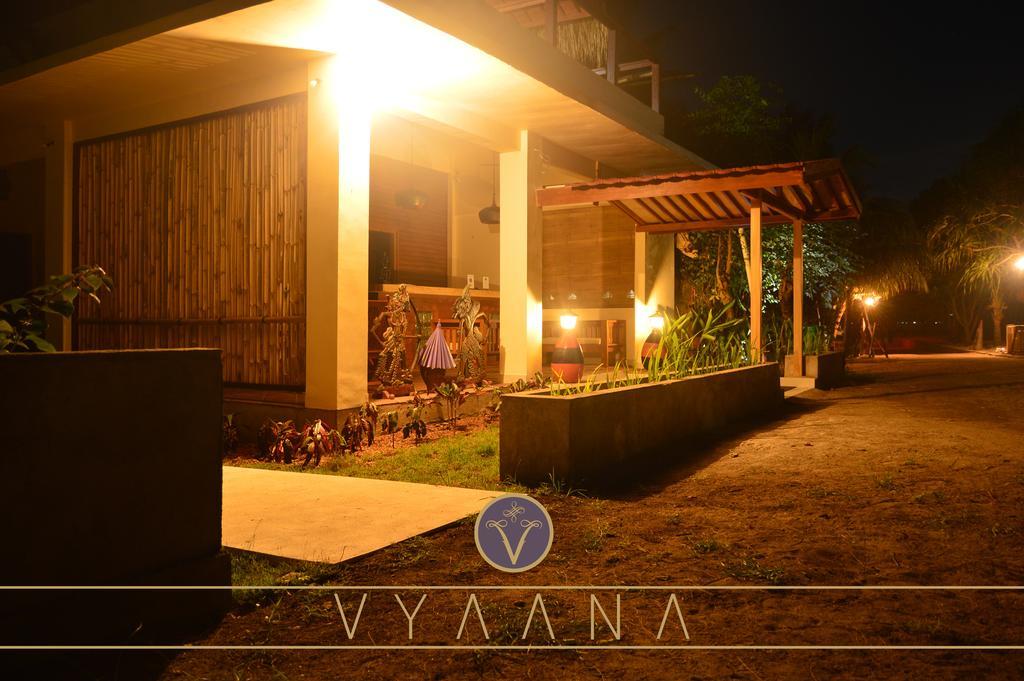 Vyaana Resort Gili Air Exterior photo