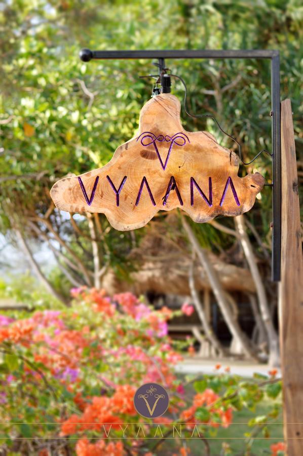 Vyaana Resort Gili Air Exterior photo